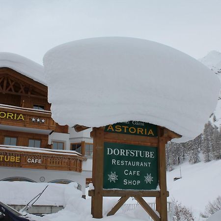 Hotel Astoria Самнаун Екстериор снимка